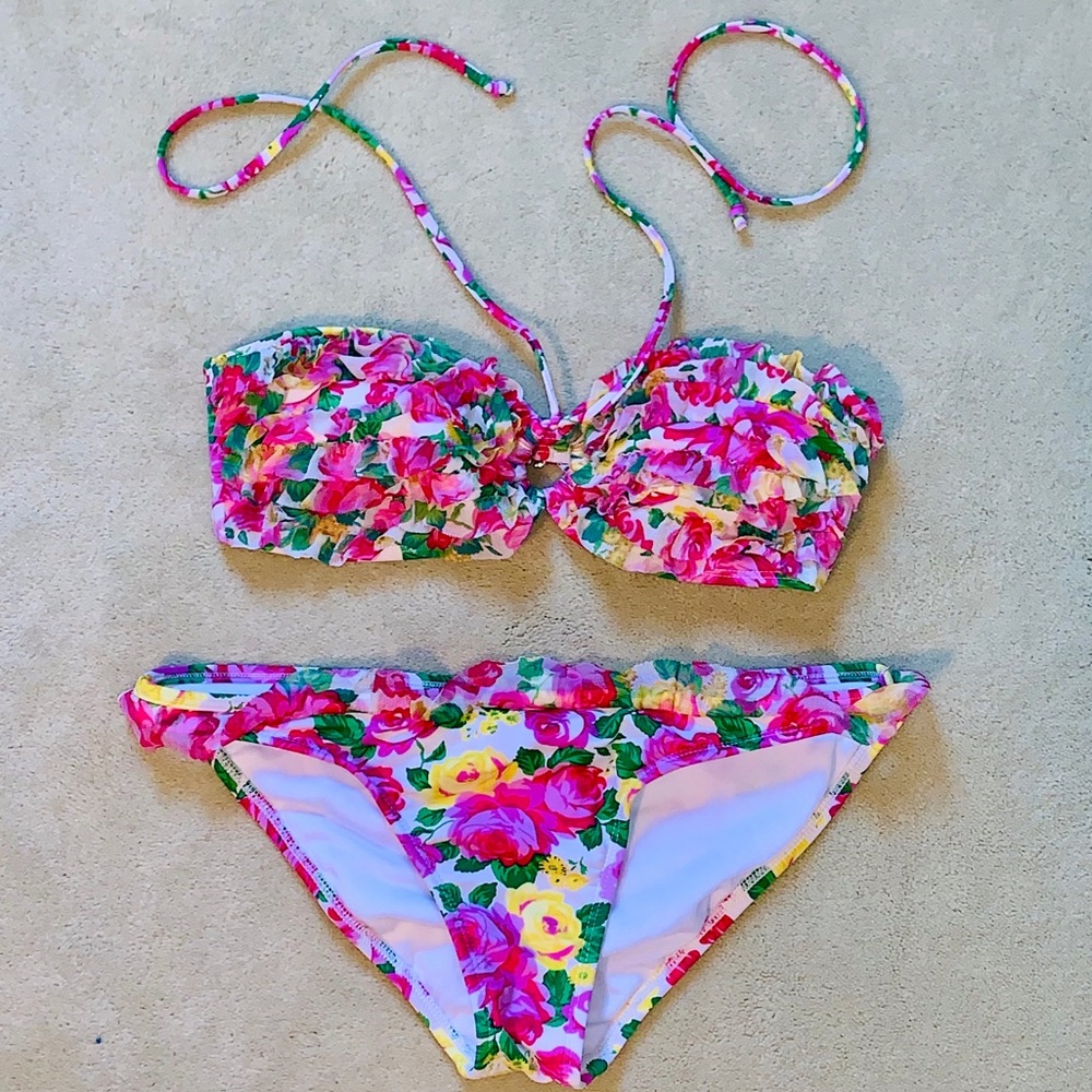 Floral Ruffle Halter 2-Piece Bikini